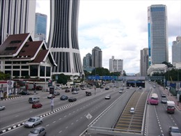 Malaysia bắt giam hơn 160 người nước ngoài lái xe thương mại