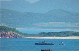 Hàn Quốc bắn cảnh cáo tàu Triều Tiên vượt hải giới 