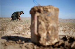 Nhọc nhằn dò mìn ở Trung Đông