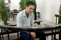 18 năm tù cho lái xe đâm, kéo lê CSGT Hà Nội