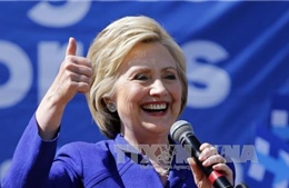 Lãnh đạo phe thiểu số Hạ viện ủng hộ bà Clinton 