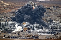 Mỹ thừa nhận không kích nhầm nhóm liên quân ở Syria
