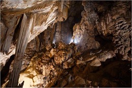 Phát hiện thêm 57 hang động ở Quảng Bình       