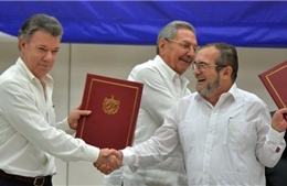 Chính phủ Colombia và FARC chính thức ký thỏa thuận ngừng bắn