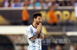 Messi là “món quà tặng Trời cho”