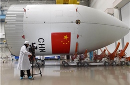 Trung Quốc chế siêu tên lửa 3.000 tấn