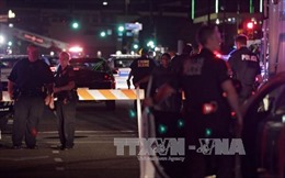 Trụ sở cảnh sát Dallas đóng cửa sau vụ nổ súng