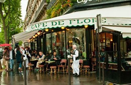 Tới Paris thưởng thức cà phê mưa