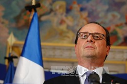 Tổng thống Hollande cân nhắc gia hạn tình trạng khẩn cấp