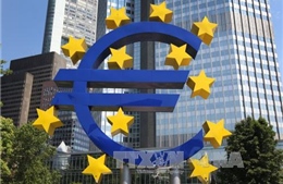 ECB giữ nguyên lãi suất cơ bản thấp kỷ lục