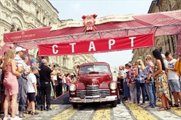 Ngày hội cho người chơi ô tô cổ ở Moskva