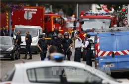 Pháp xác định danh tính đối tượng tấn công nhà thờ