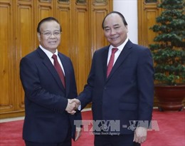 Thủ tướng tiếp Phó Thủ tướng, Bộ trưởng Tài chính Lào