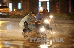 Hà Nội mưa rào và dông rải rác