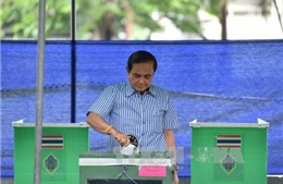 Thủ tướng Thái Lan cam kết thực hiện đúng lộ trình chính trị