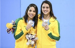 Hai nữ VĐV Olympic từ mặt nhau vì chuyện "chăn gối"