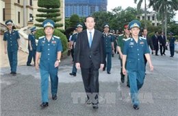 Chủ tịch nước làm việc với Quân chủng Phòng không - Không quân