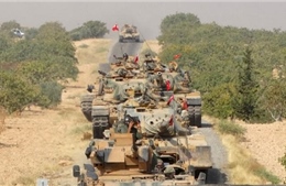 Thổ Nhĩ Kỳ dội hỏa lực chiến binh Kurd ở Syria
