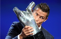 Ronaldo đoạt danh hiệu Cầu thủ xuất sắc nhất châu Âu