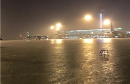 Hơn 70 chuyến bay đến Tân Sơn Nhất bị ảnh hưởng do mưa lớn 