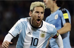 Messi tái xuất, Argentina vươn lên dẫn đầu 