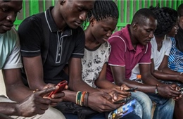Bóng hồng Senegal “dấn thân” với công nghệ số