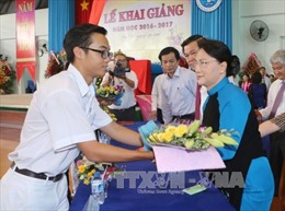 Chủ tịch Quốc hội dự khai giảng trường chuyên Lê Quý Đôn