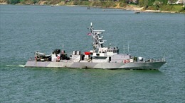 Lầu Năm Góc chỉ trích tàu Iran quấy nhiễu tàu Mỹ
