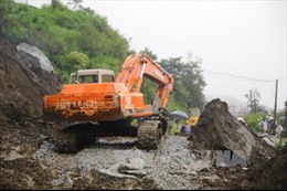 Lào Cai: Lở đất đá làm hai người chết và bị thương 