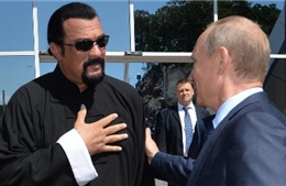 Sao điện ảnh Mỹ Steven Seagal muốn lấy quốc tịch Nga