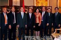 Thủ tướng tiếp các tập đoàn, doanh nghiệp tại Hong Kong