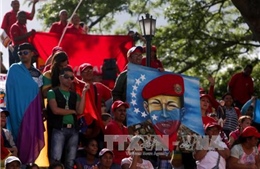 Venezuela hoãn thảo luận về trưng cầu dân ý