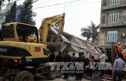 Sạt lở đất gây sập nhà ở thành phố Đà Lạt