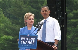 Tổng thống Obama không trung thực trong bê bối email của bà Clinton?