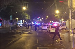 Nổ lớn ở thủ đô Hungary, hai cảnh sát bị thương