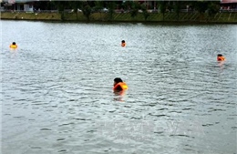 Hai học sinh chết đuối trong vũng nước thi công  