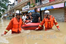 Lở đất do bão Megi ở Trung Quốc, 27 người mất tích