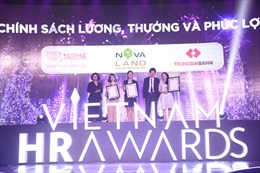 Novaland đoạt 3 giải thưởng tại VIỆT NAM HR AWARDS 2016