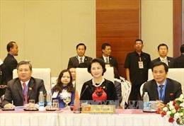 Chủ tịch Quốc hội Nguyễn Thị Kim Ngân chào xã giao Tổng thống Myanmar 