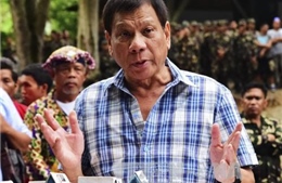 Ông Duterte dọa “lột sống da” quan tham