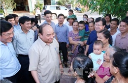 Thủ tướng thăm hỏi bà con tái định cư dự án Thủy điện Sơn La