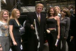 Ông Trump xuất hiện trên phim khiêu dâm của Playboy