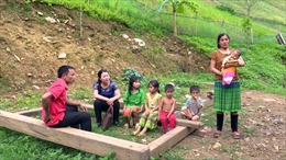 Chuyện lạ ở Nghệ An: Khai sinh cho con thứ 3 phải &#39;tự nguyện&#39; đóng 2 triệu đồng