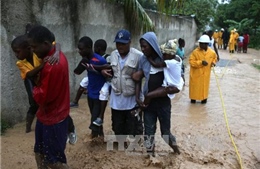 Bão Matthew tràn vào Caribe, 17 người thiệt mạng