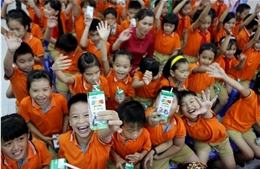 Vinamilk tiên phong trong Sữa học đường, vì một Việt Nam vươn cao