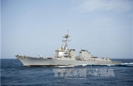 Tàu chiến Mỹ lại bị tên lửa phóng từ Yemen tấn công