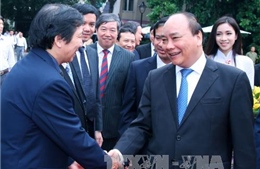 Thủ tướng làm việc với ban lãnh đạo Đại học Quốc gia Hà Nội