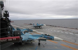 Lên đường diệt IS, tàu sân bay Nga được trang bị tận... bánh lái