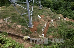 EVN khôi phục lưới điện vùng lũ miền Trung