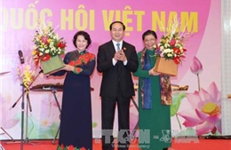Đồng chí Tòng Thị Phóng là Chủ tịch Nhóm nữ đại biểu Quốc hội khóa XIV